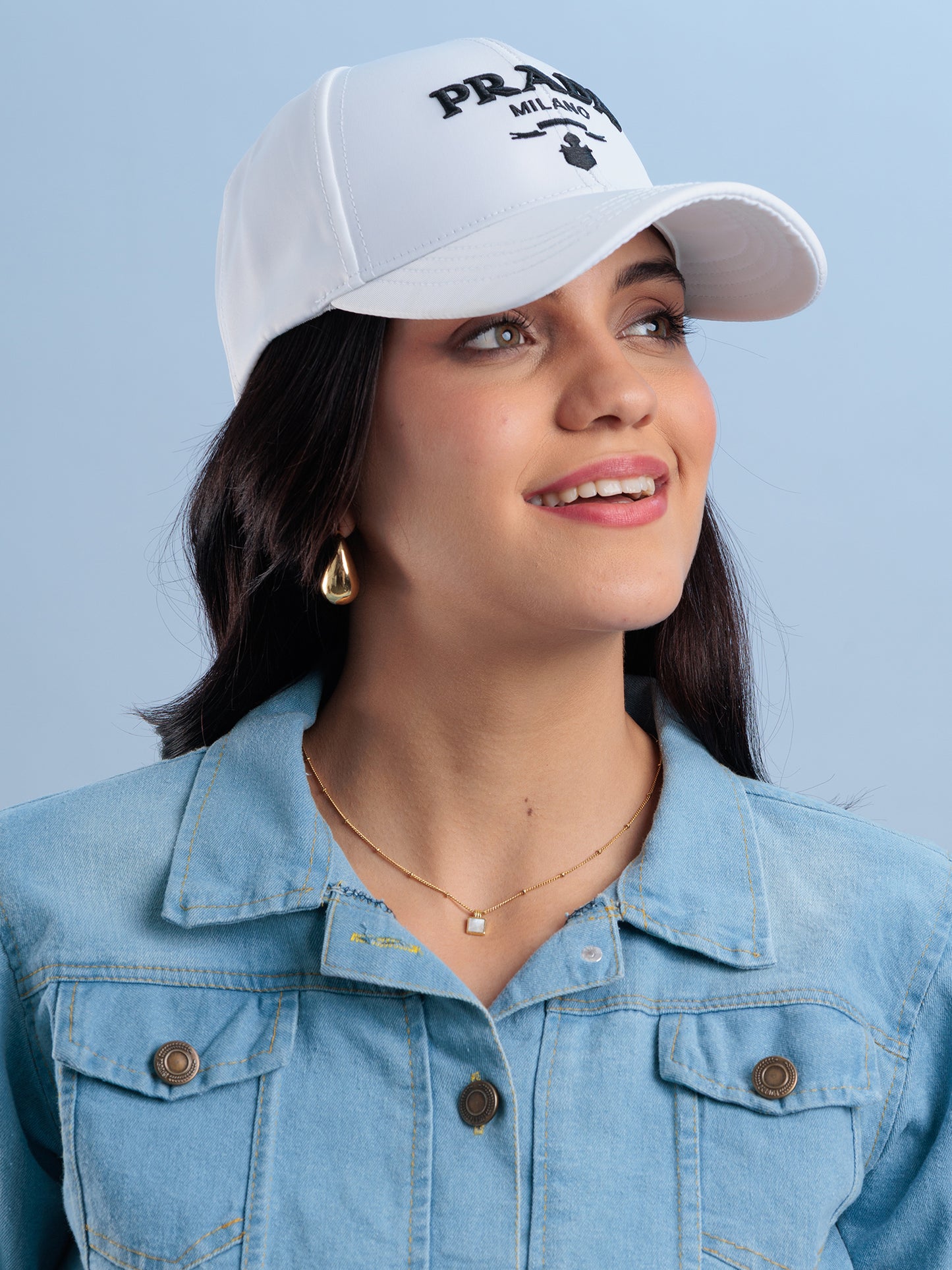 Milano Crest White Cap