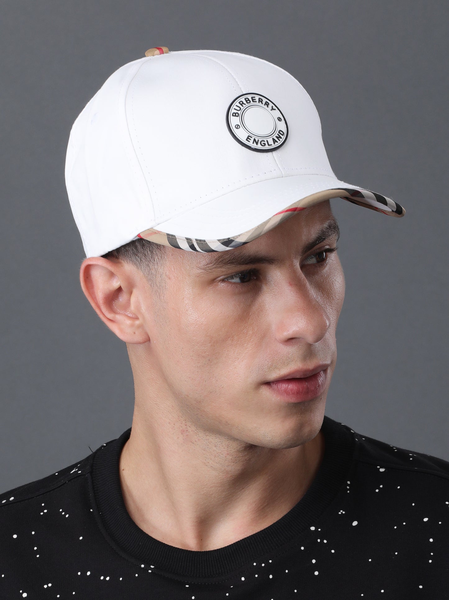 White Designer Cap β Classic Checks, Modern Street Vibes