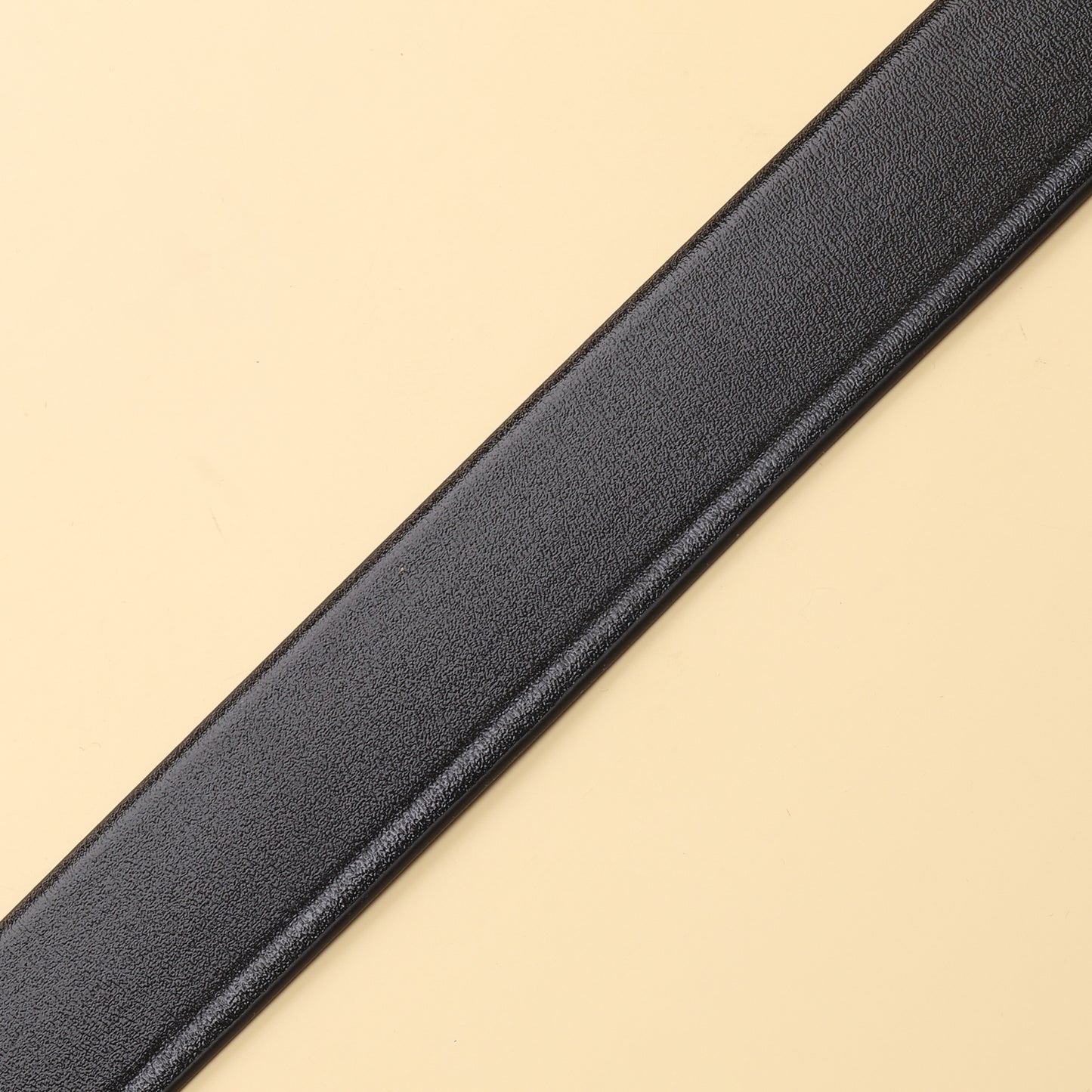 Black G-Buckle Leather Belt