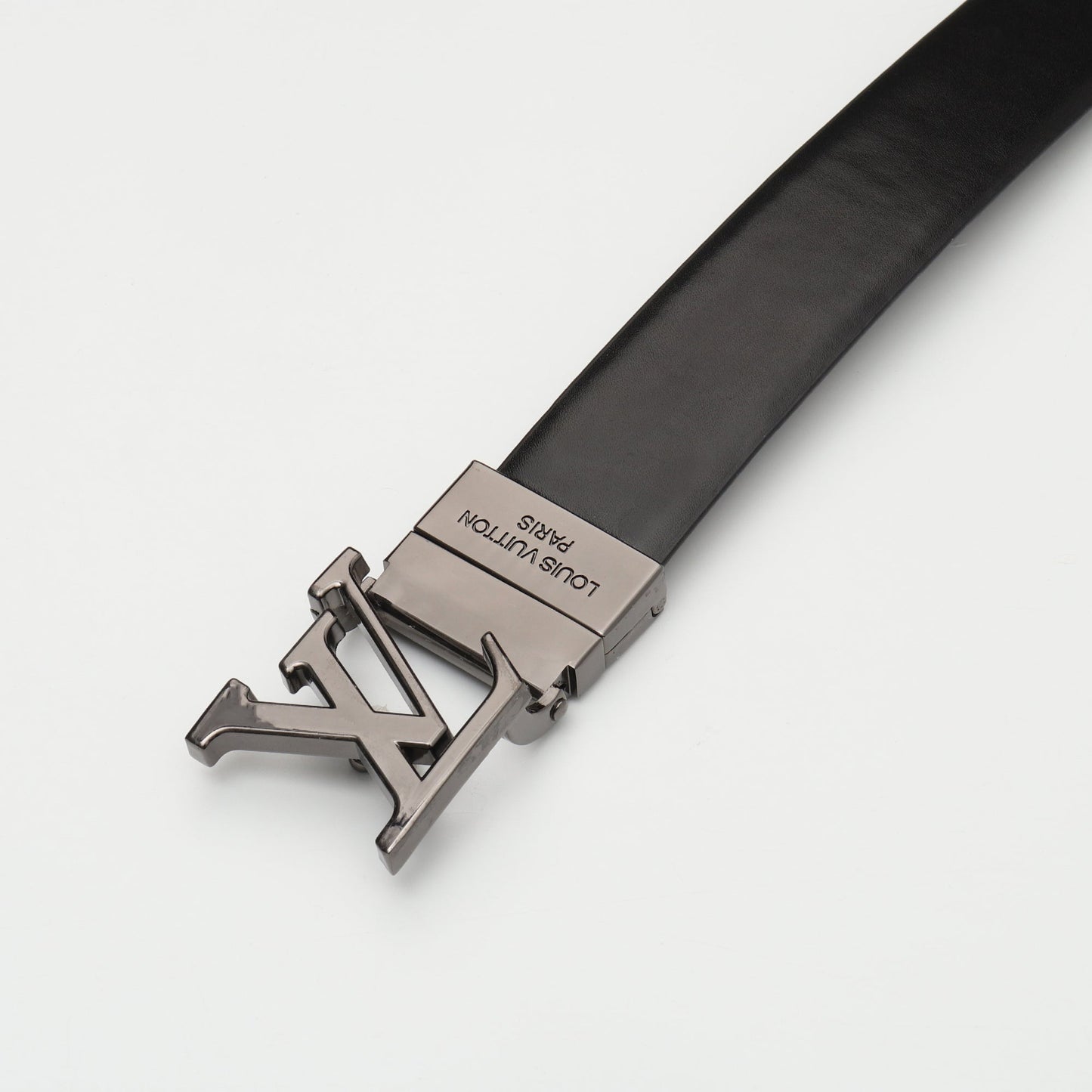 Signature Monogram Belt – Titanium Finish