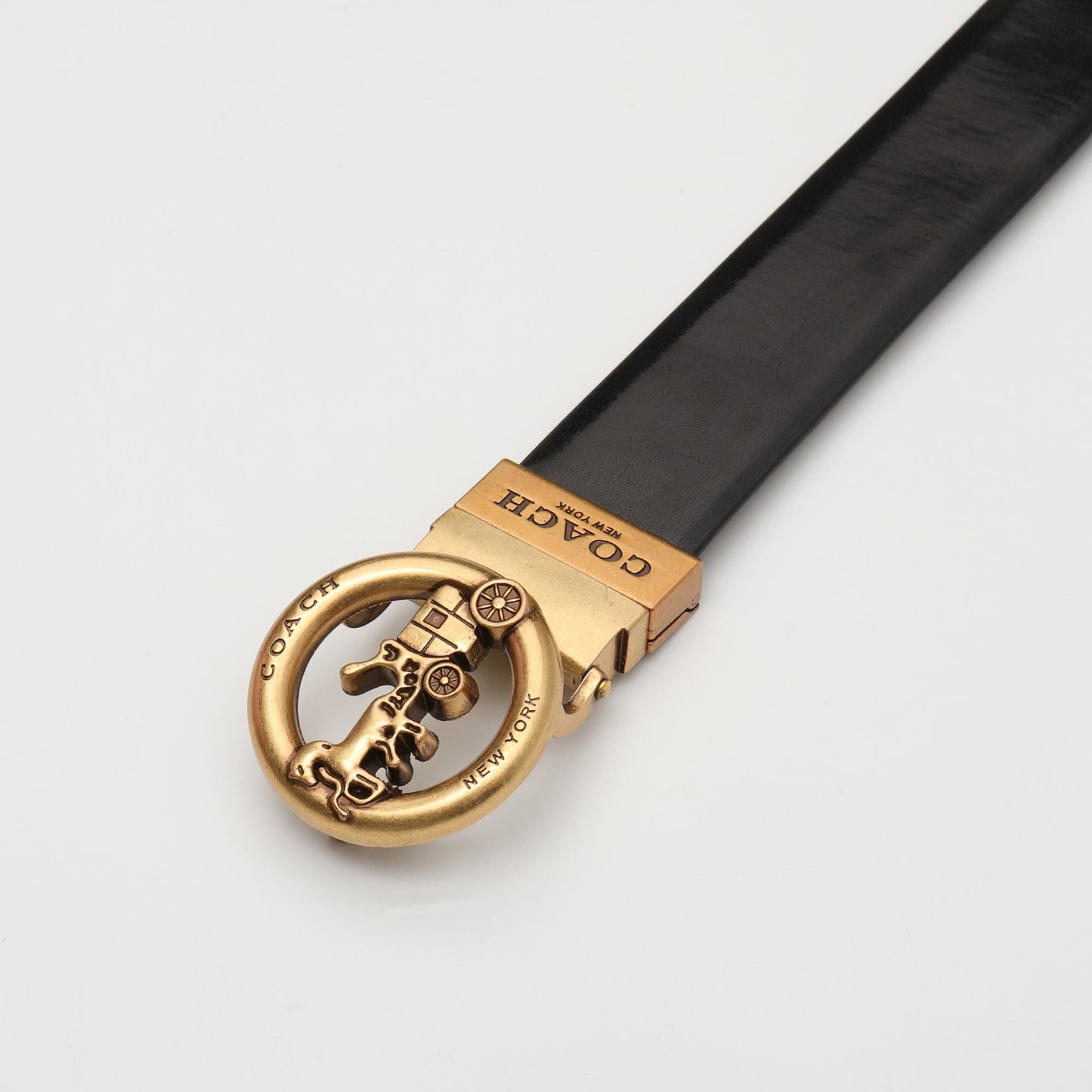 Heritage Round Buckle Belt – Antique Gold