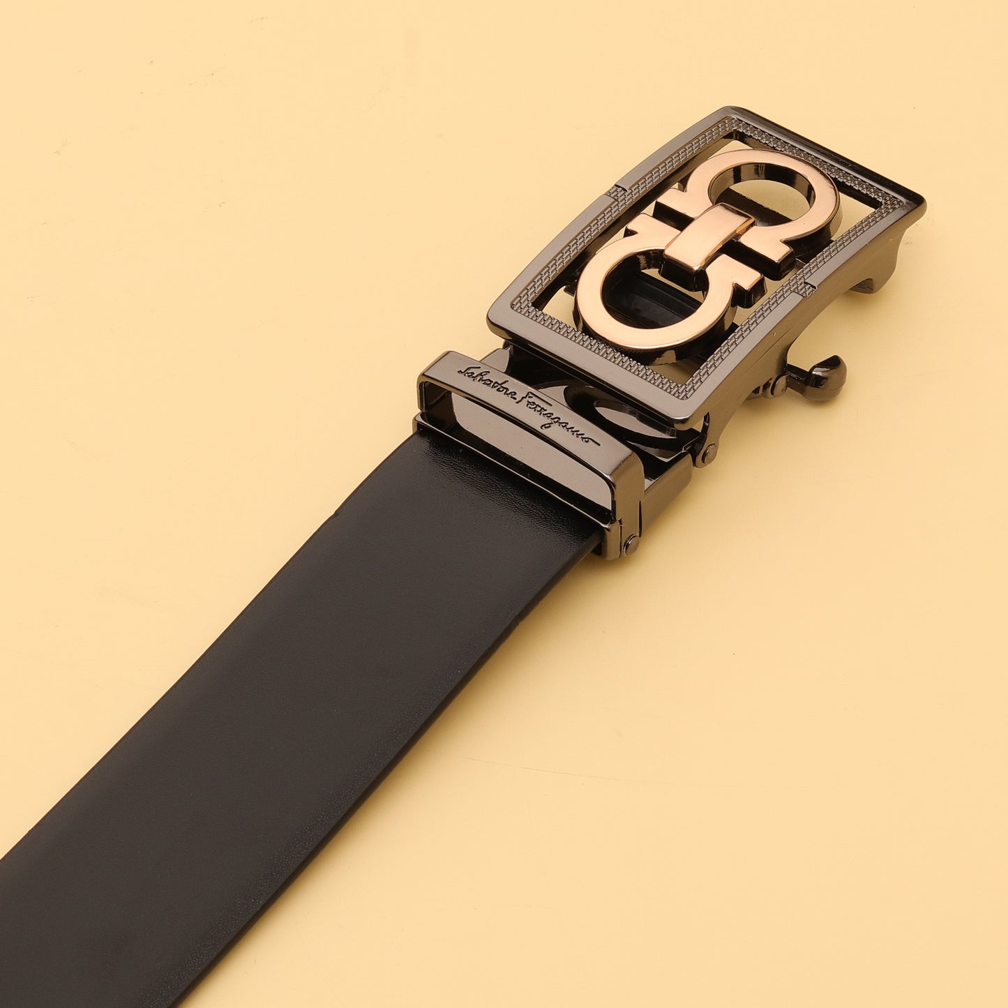 Iconic Gancini Reversible Belt