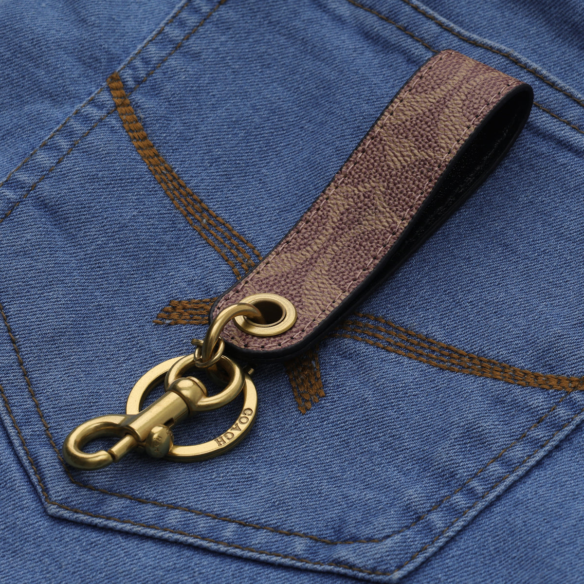 Mocha Heritage Signature Loop Keychain
