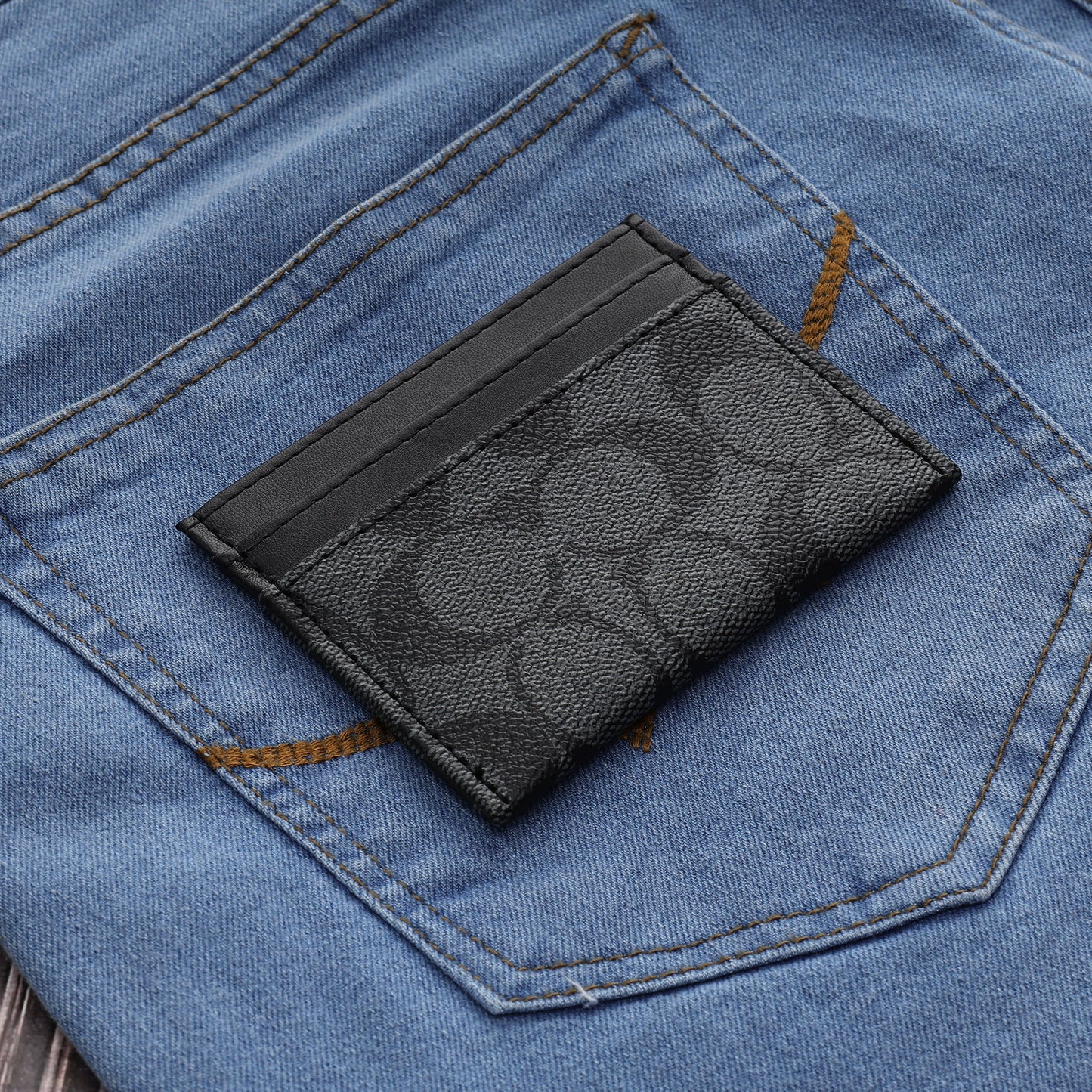 Slim Minimal Card Holder
