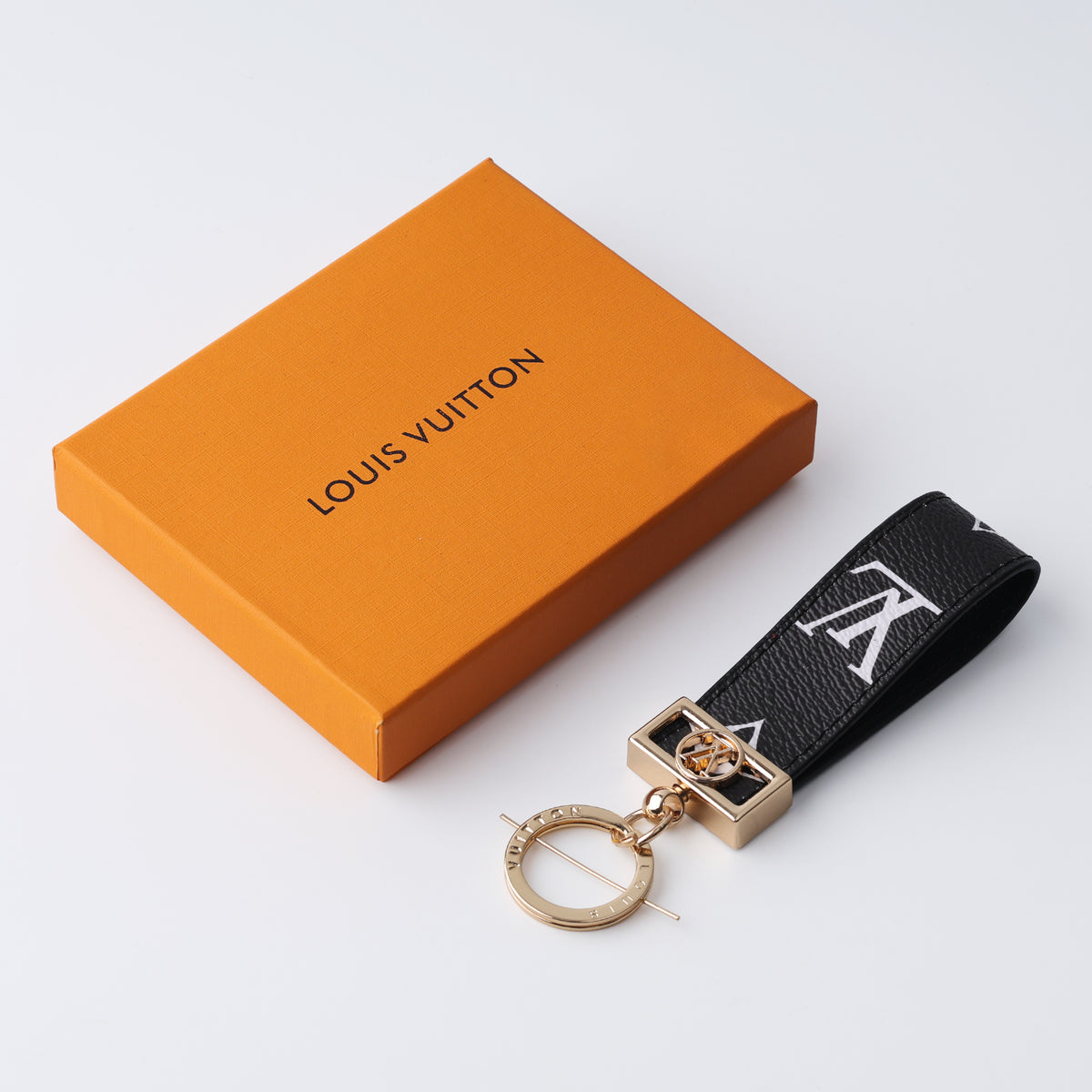 Onyx Monogram Luxe Loop Keychain