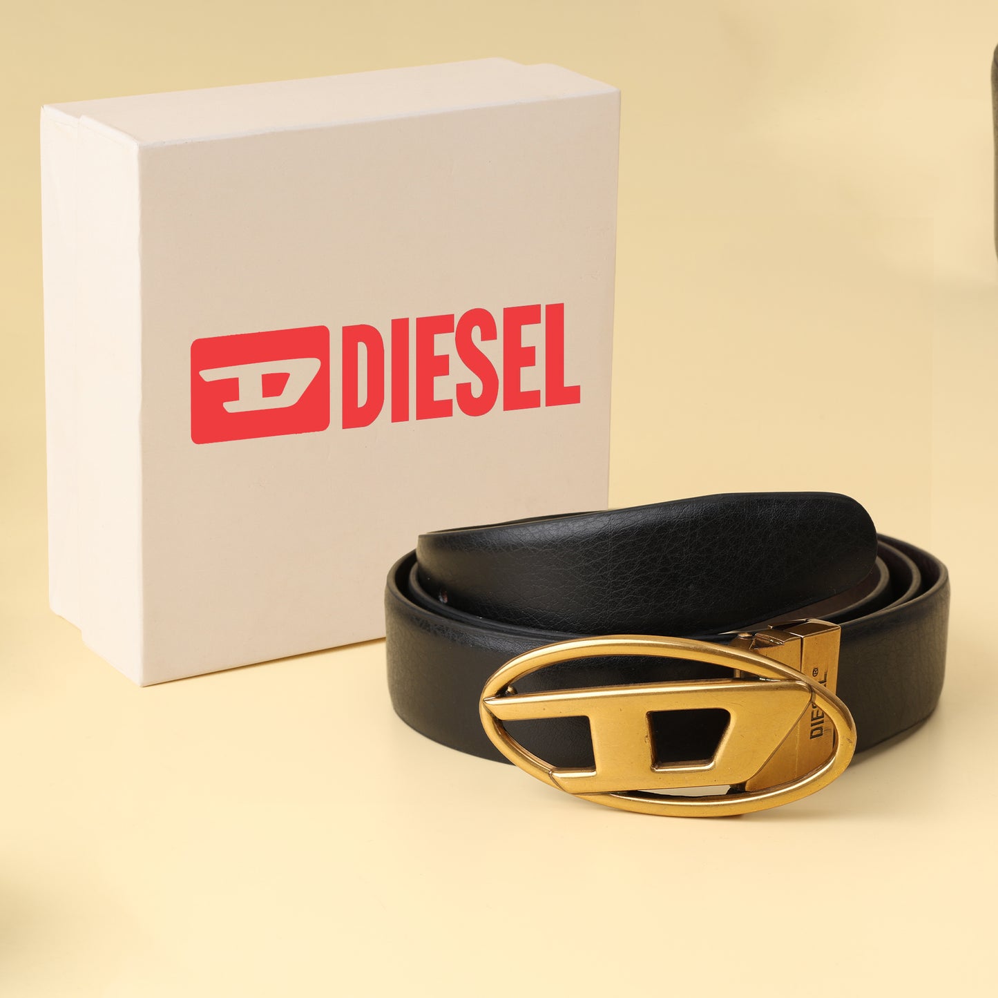 Gold Oval Statement Belt