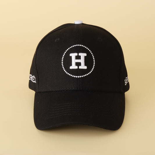 mès Black Logo Baseball Cap