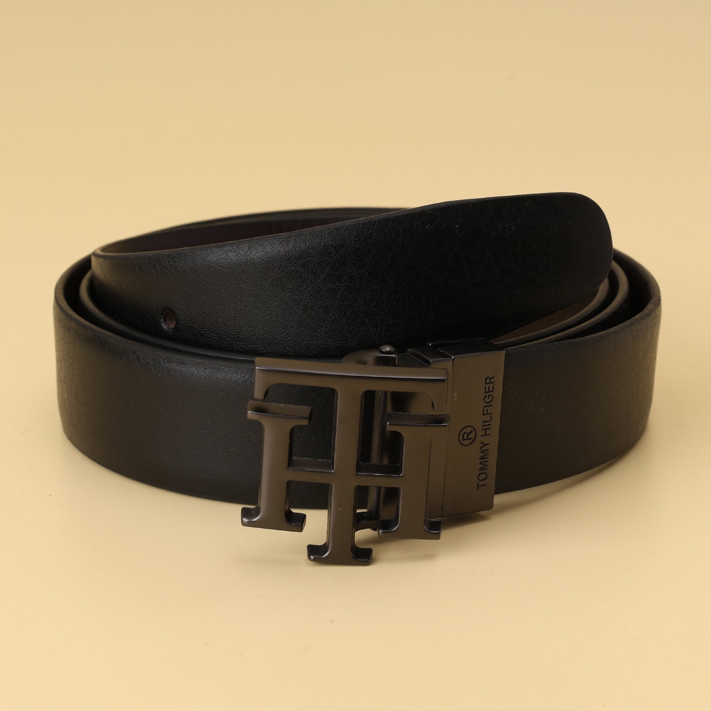 Modern Flag Buckle Leather Belt